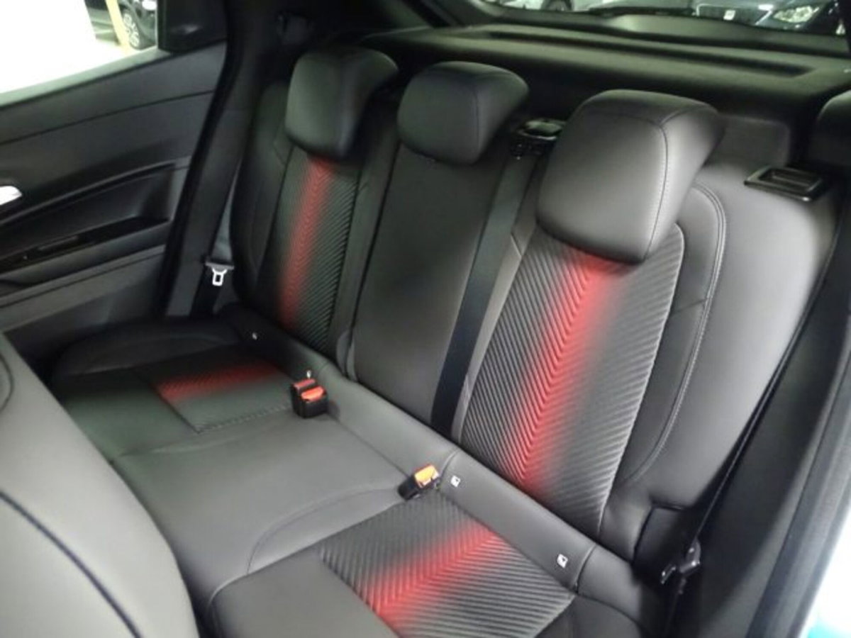 Alfa Romeo Junior elettrica Speciale 156cv (12)