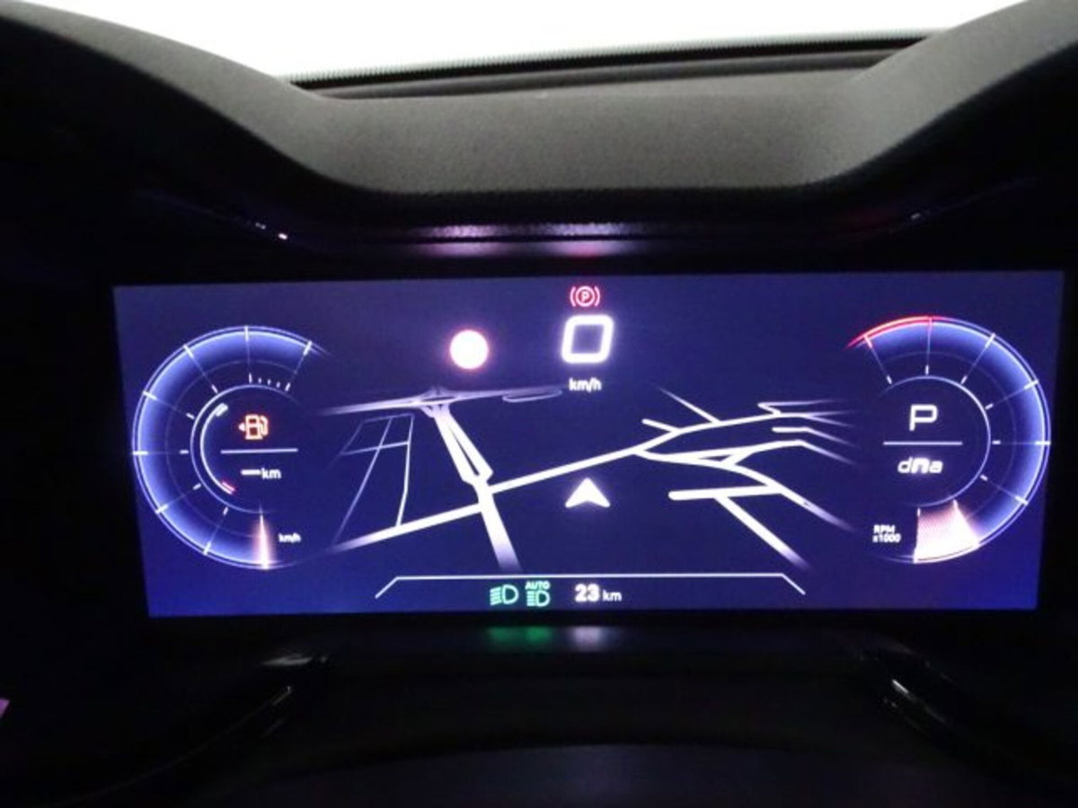 Alfa Romeo Junior elettrica Speciale 156cv (20)