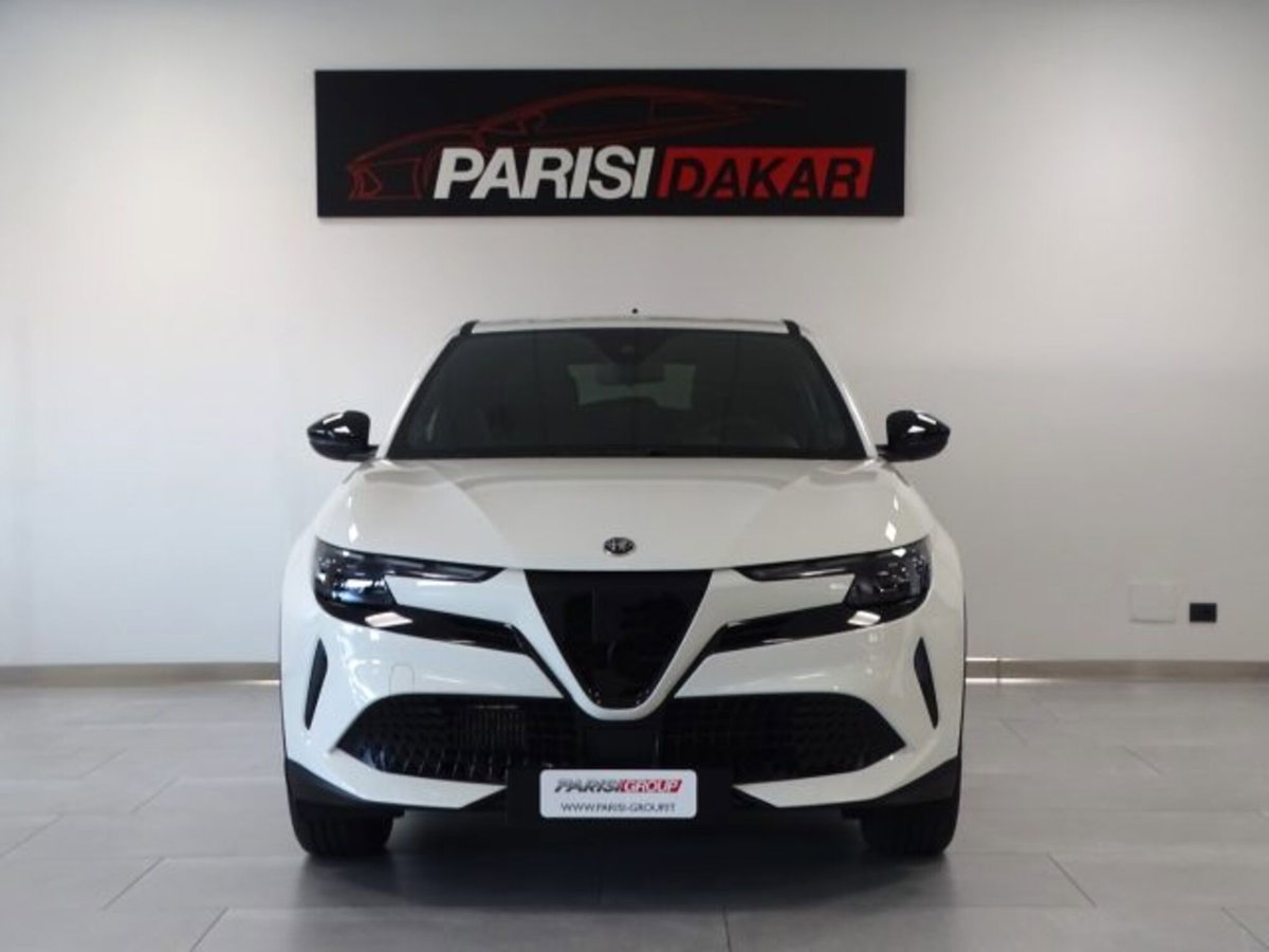 Alfa Romeo Junior elettrica Speciale 156cv (5)