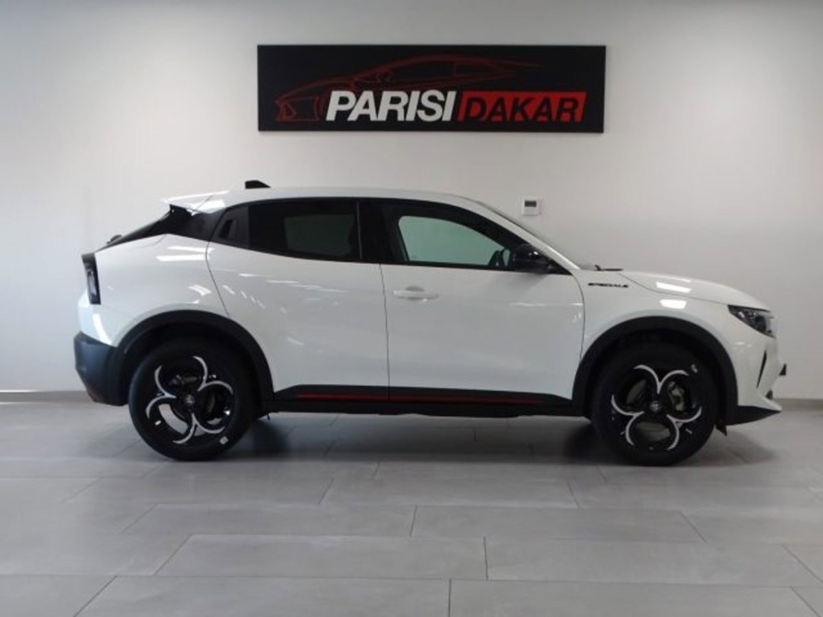 Alfa Romeo Junior elettrica Speciale 156cv (6)