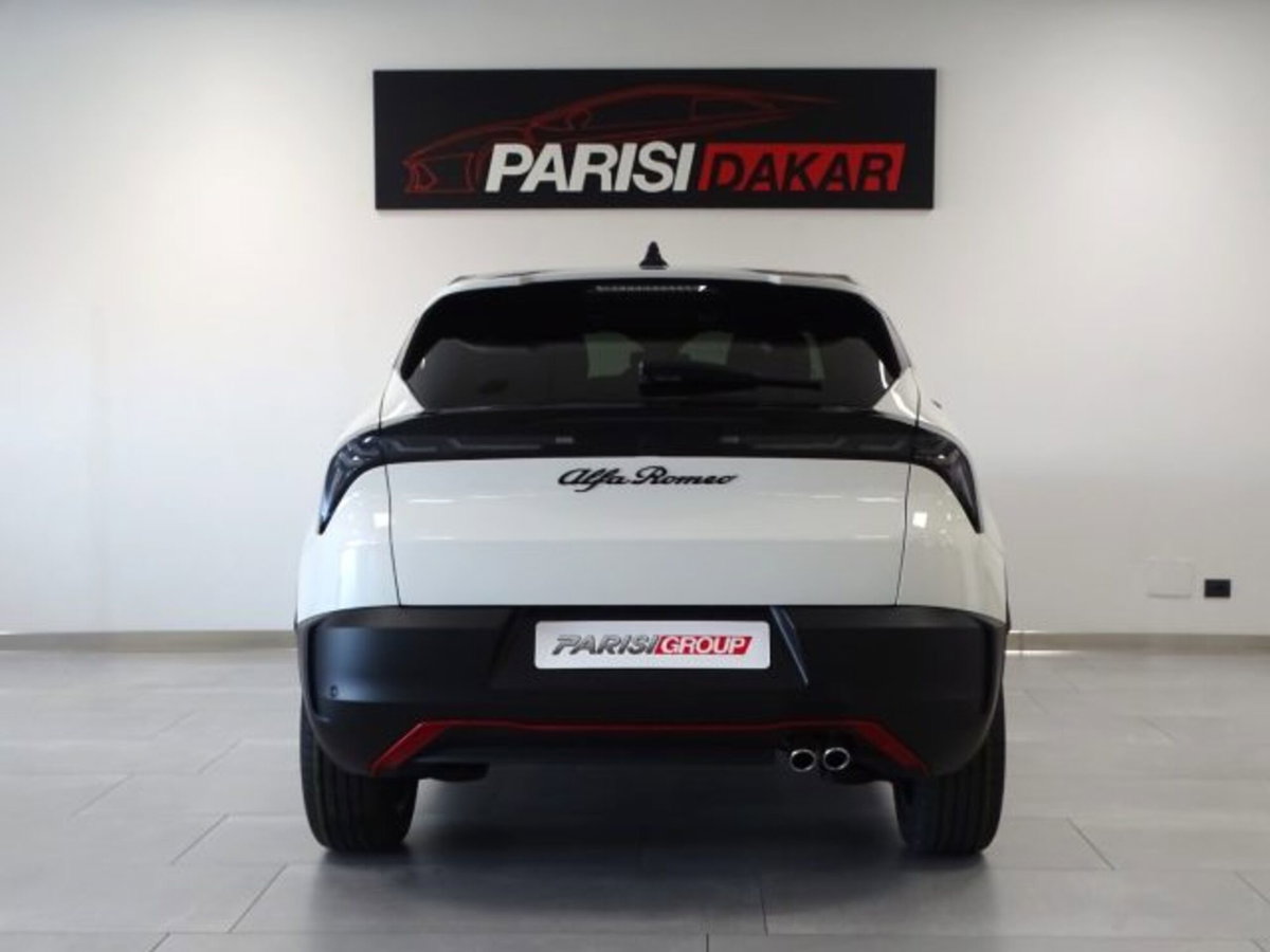 Alfa Romeo Junior elettrica Speciale 156cv (7)