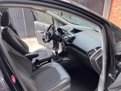Ford EcoSport 1.5 TDCi 95 CV Titanium S (2)