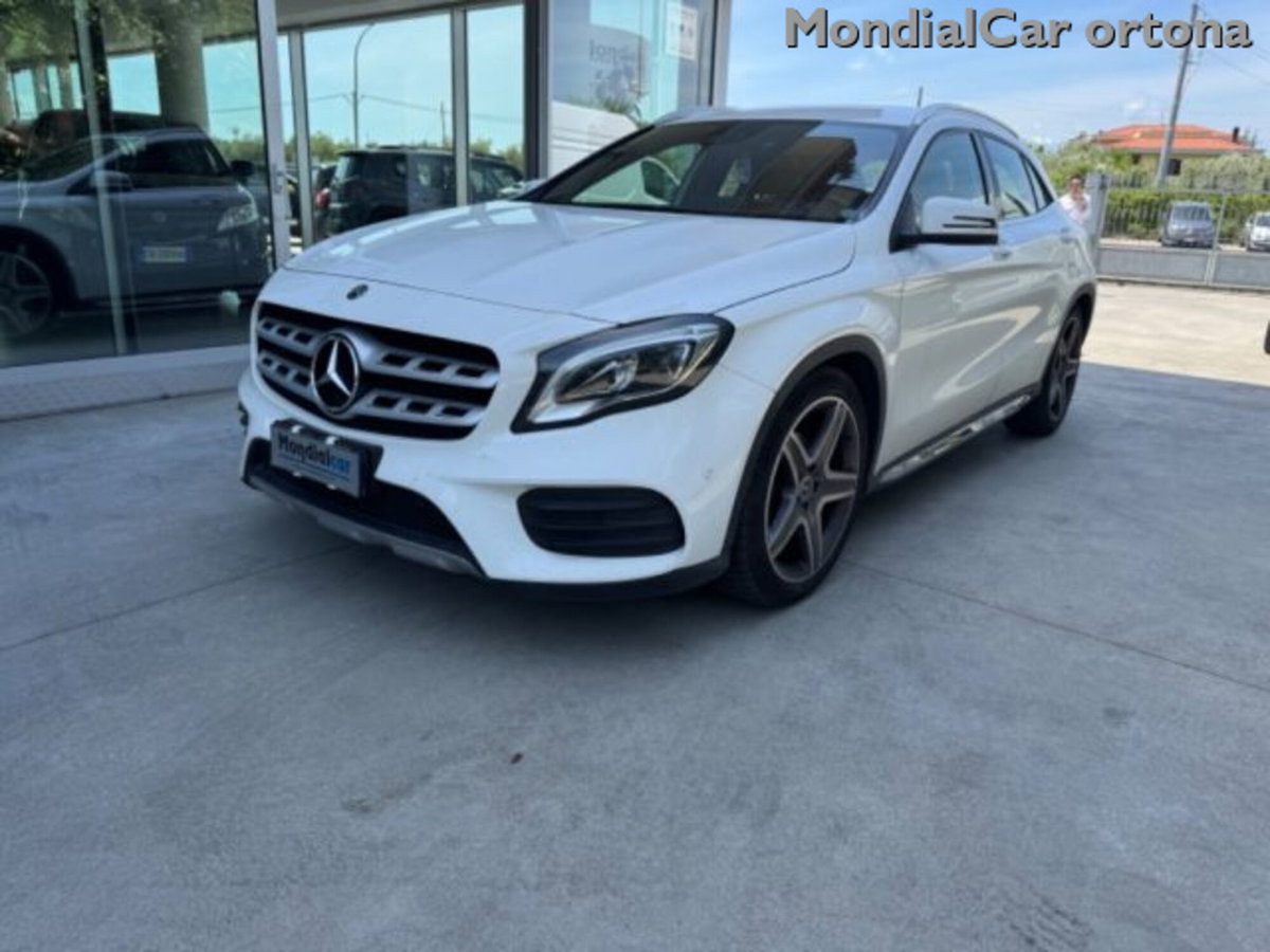 Mercedes-Benz GLA SUV 200 d Automatic Premium