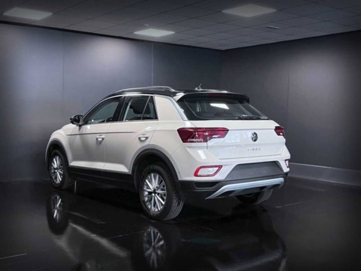 Volkswagen T-Roc 1.0 TSI Life (5)
