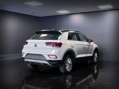 Volkswagen T-Roc 1.0 TSI Life (6)