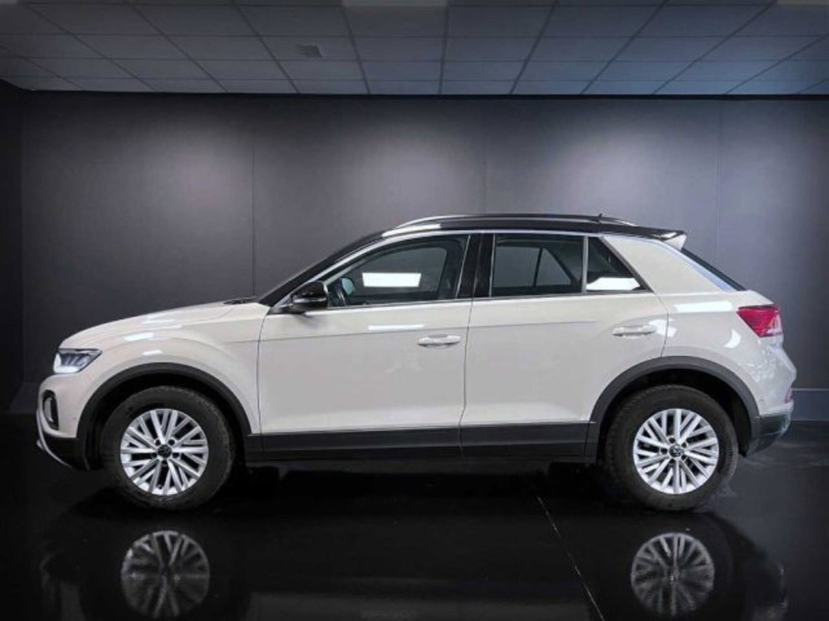 Volkswagen T-Roc 1.0 TSI Life (8)