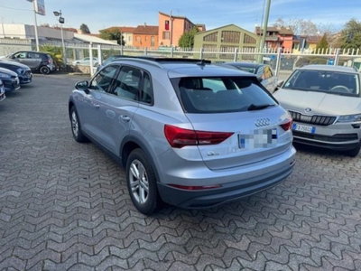 Audi Q3 2.0 TDI 150 CV quattro S tronic Business (4)