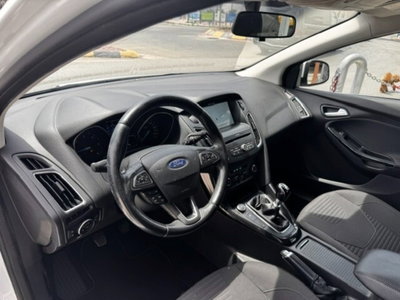 Ford Focus Station Wagon 1.5 TDCi 95 CV Start&Stop SW Titanium (8)