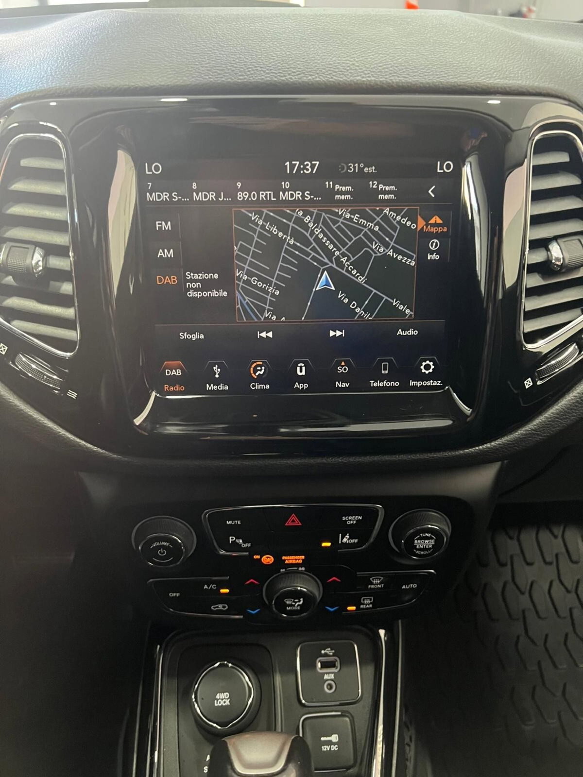 Jeep Compass 2.0 Multijet II aut. 4WD Limited (17)