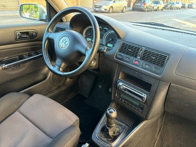 Volkswagen Golf 1.9 TDI/130 CV cat 5p. Highline (9)