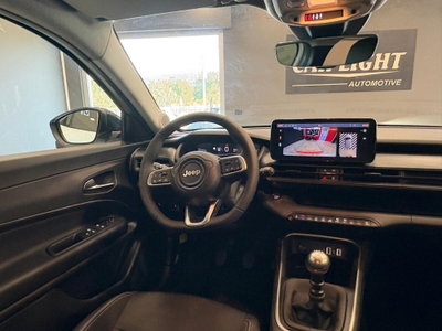 Jeep Avenger 1.2 turbo Summit fwd 100cv (9)
