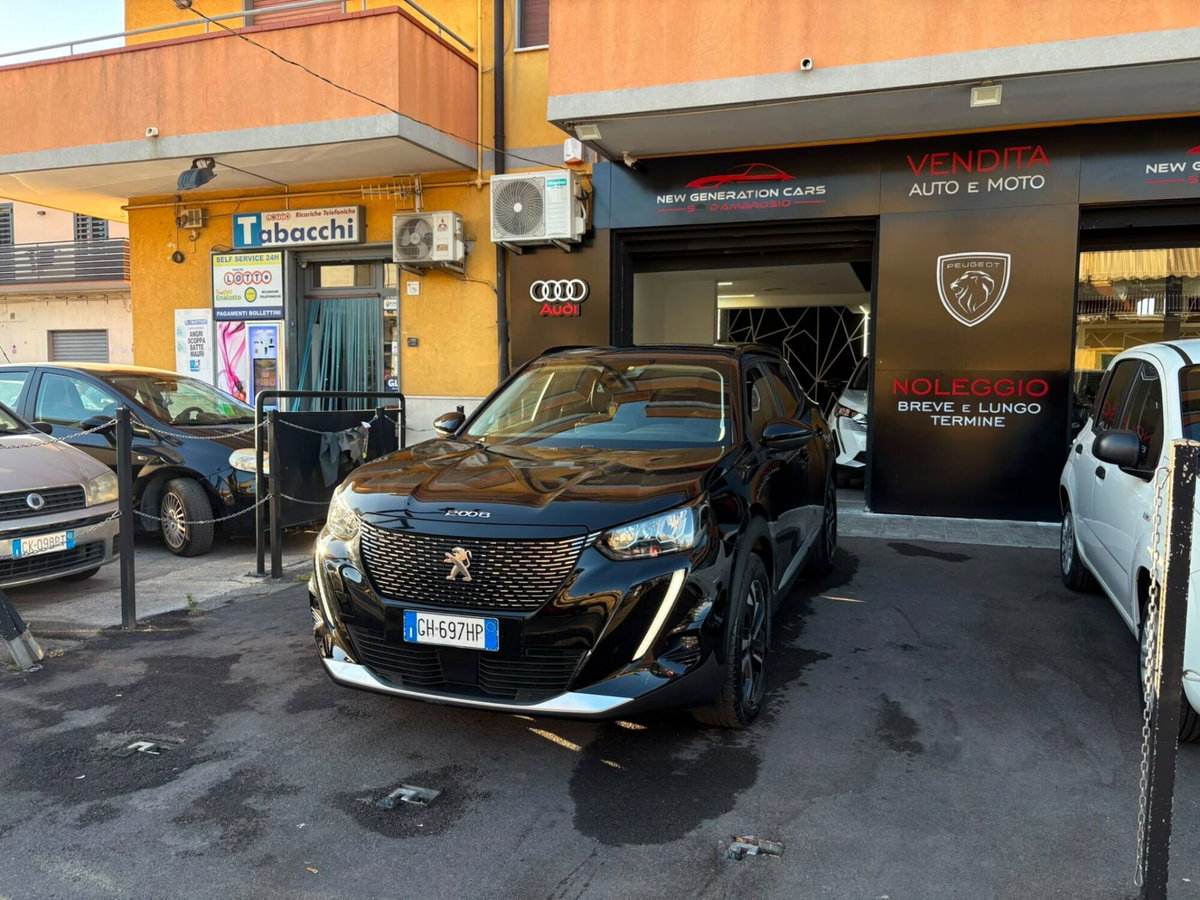 Peugeot 2008 PureTech 130 S&S Allure Pack
