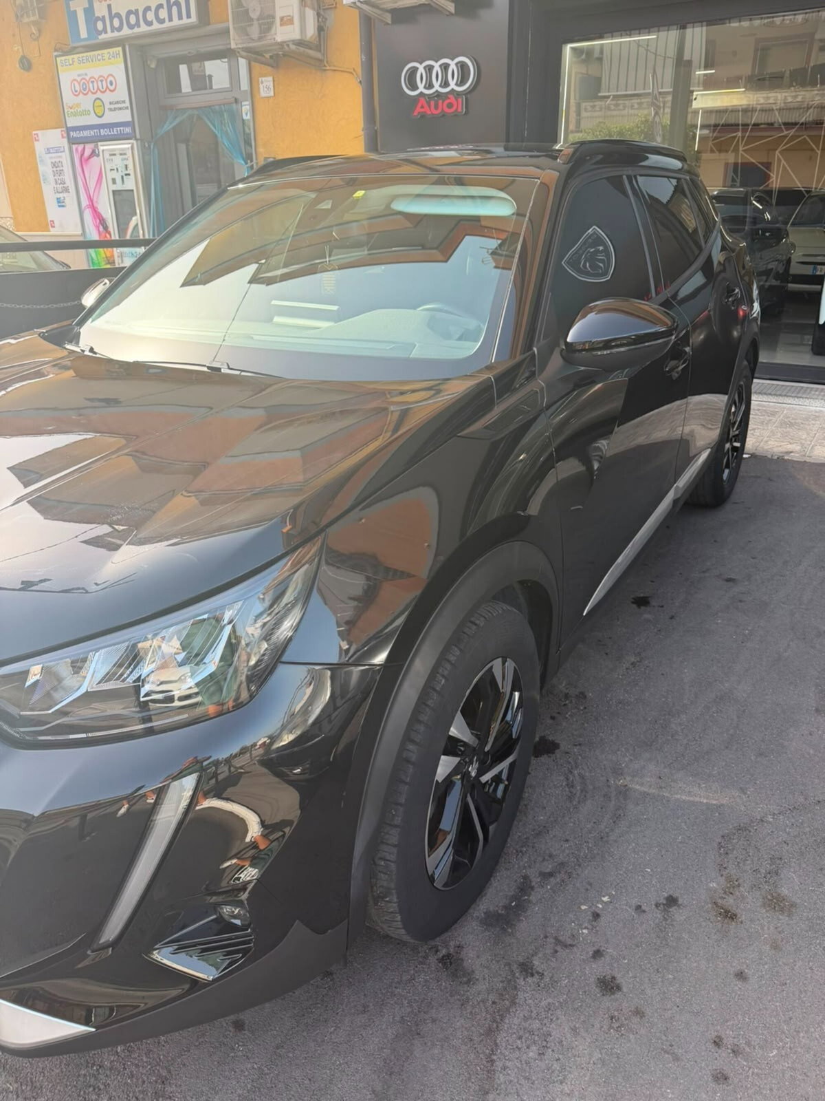 Peugeot 2008 PureTech 130 S&S Allure Pack (3)