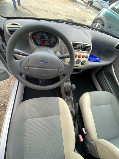 Fiat 600 1.1 (6)