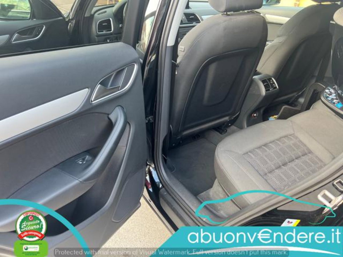 Audi Q3 2.0 TDI 120 CV Sport (13)