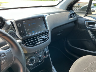Peugeot 208 82 5p. GPL Allure (14)