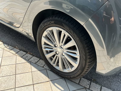 Peugeot 208 82 5p. GPL Allure (8)