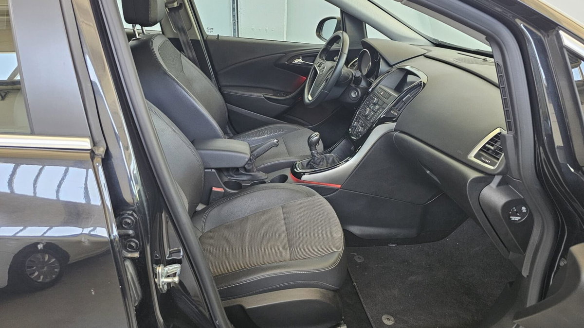Opel Astra 1.6 CDTI 136CV EcoFLES&S 5 porte Cosmo (4)