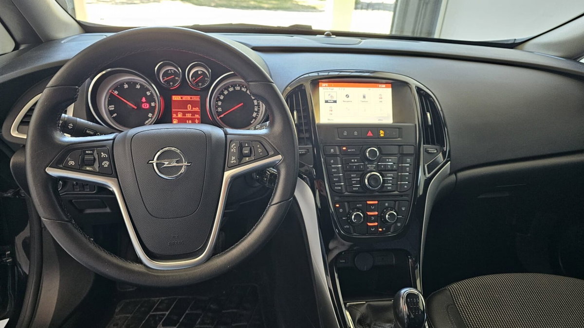 Opel Astra 1.6 CDTI 136CV EcoFLES&S 5 porte Cosmo (5)