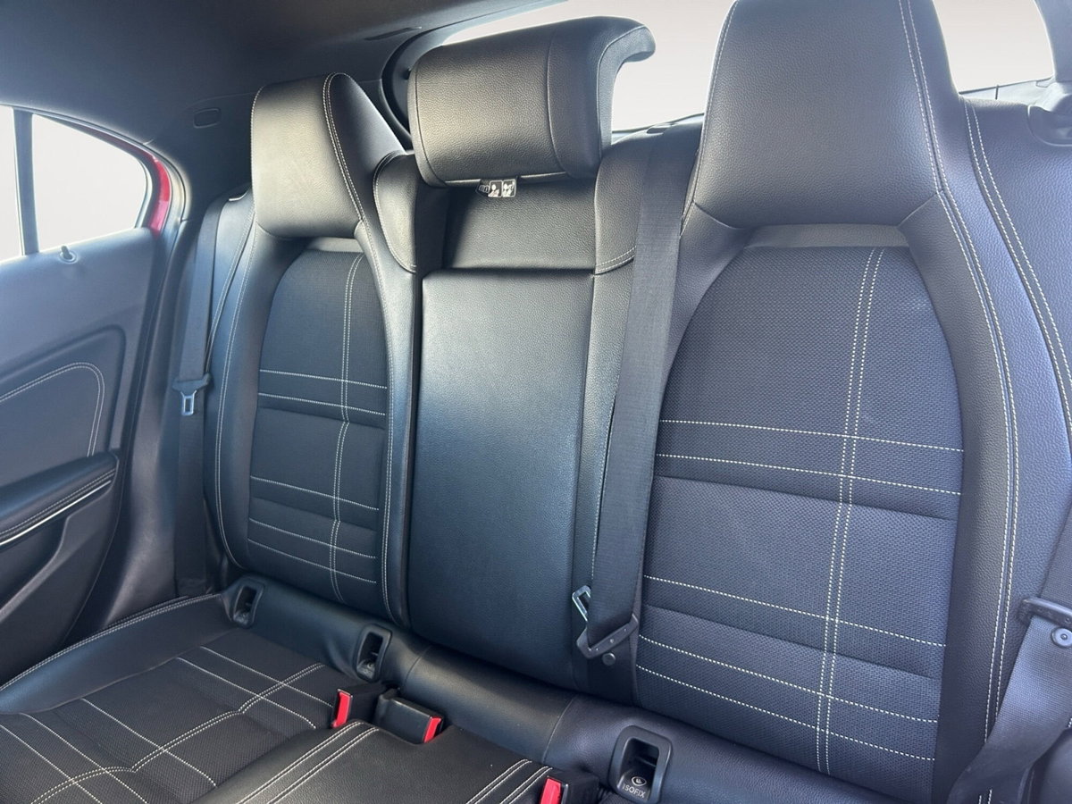 Mercedes-Benz Classe A 160 CDI Sport (14)