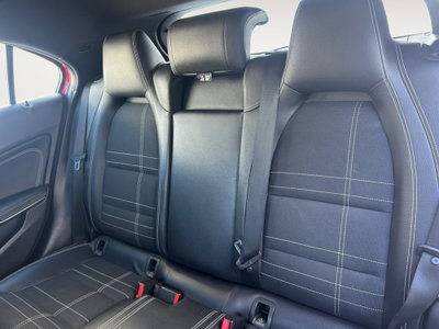 Mercedes-Benz Classe A 160 CDI Sport (14)