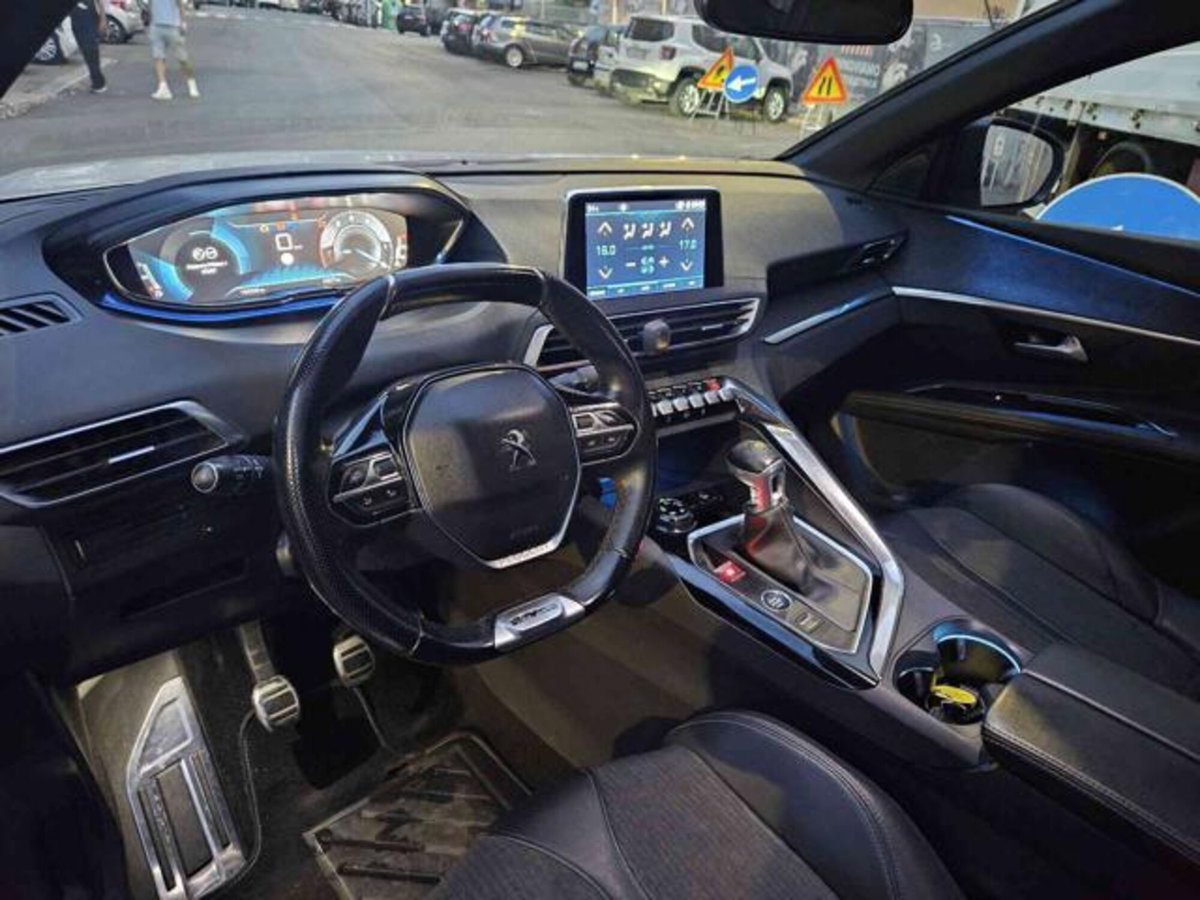 Peugeot 5008 PureTech Turbo 130 S&S GT Line (10)