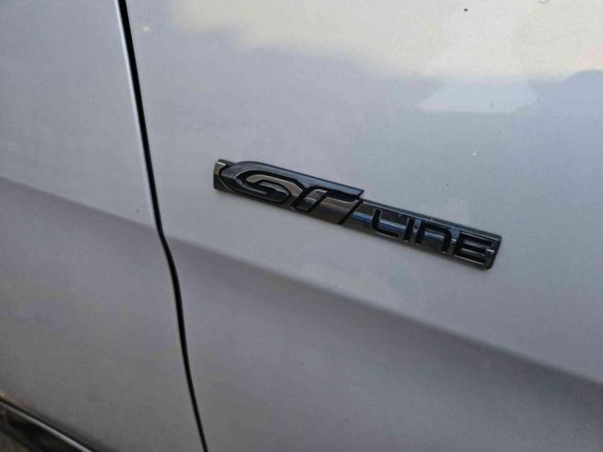 Peugeot 5008 PureTech Turbo 130 S&S GT Line (7)