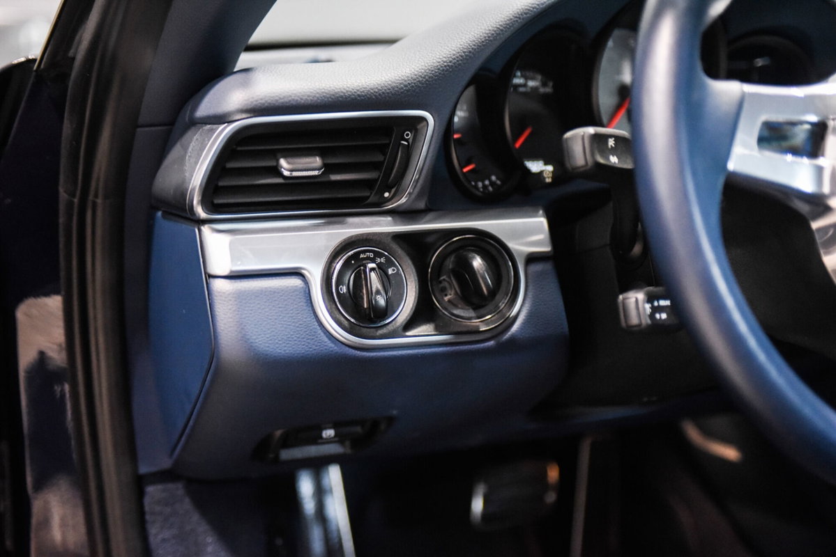Porsche 911 Coupé 3.8 Carrera S (11)