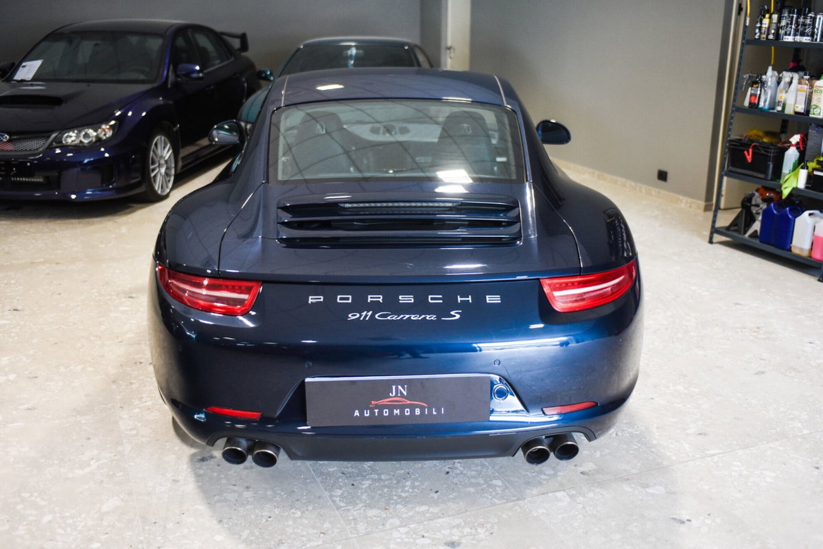Porsche 911 Coupé 3.8 Carrera S (5)
