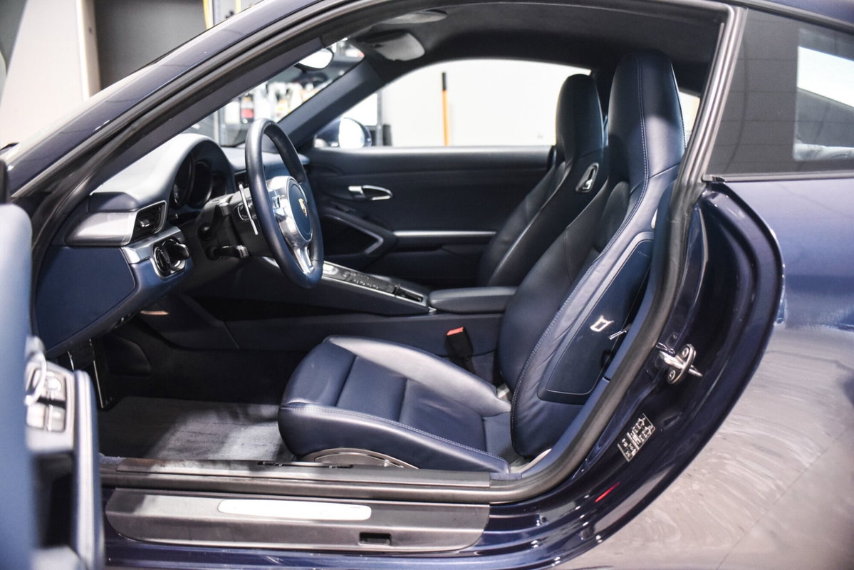 Porsche 911 Coupé 3.8 Carrera S (9)
