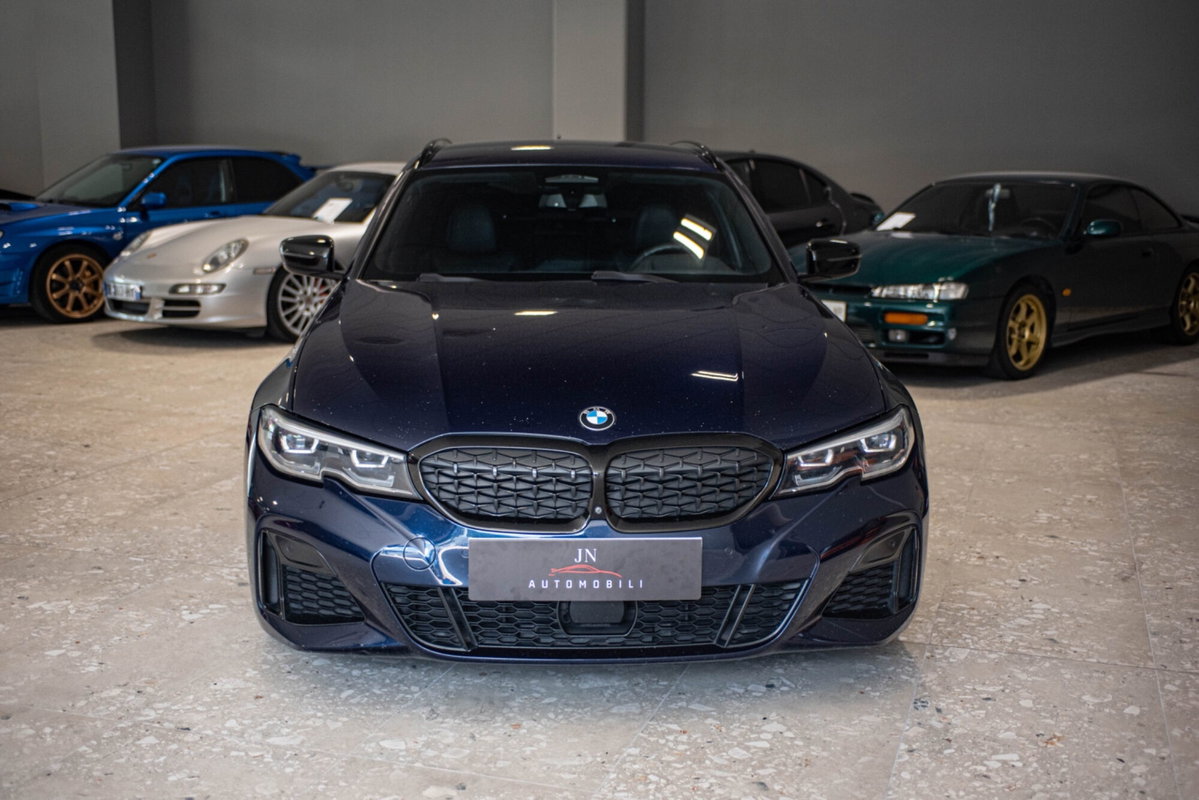 BMW Serie 3 Touring M 340i 48V xDrive (2)