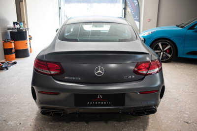 Mercedes-Benz Classe C Coupé 43 4Matic AMG Coupé (5)