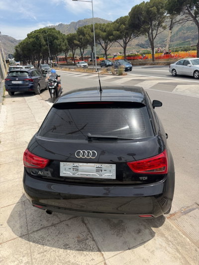Audi A1 Sportback 1.6 TDI Attraction (3)