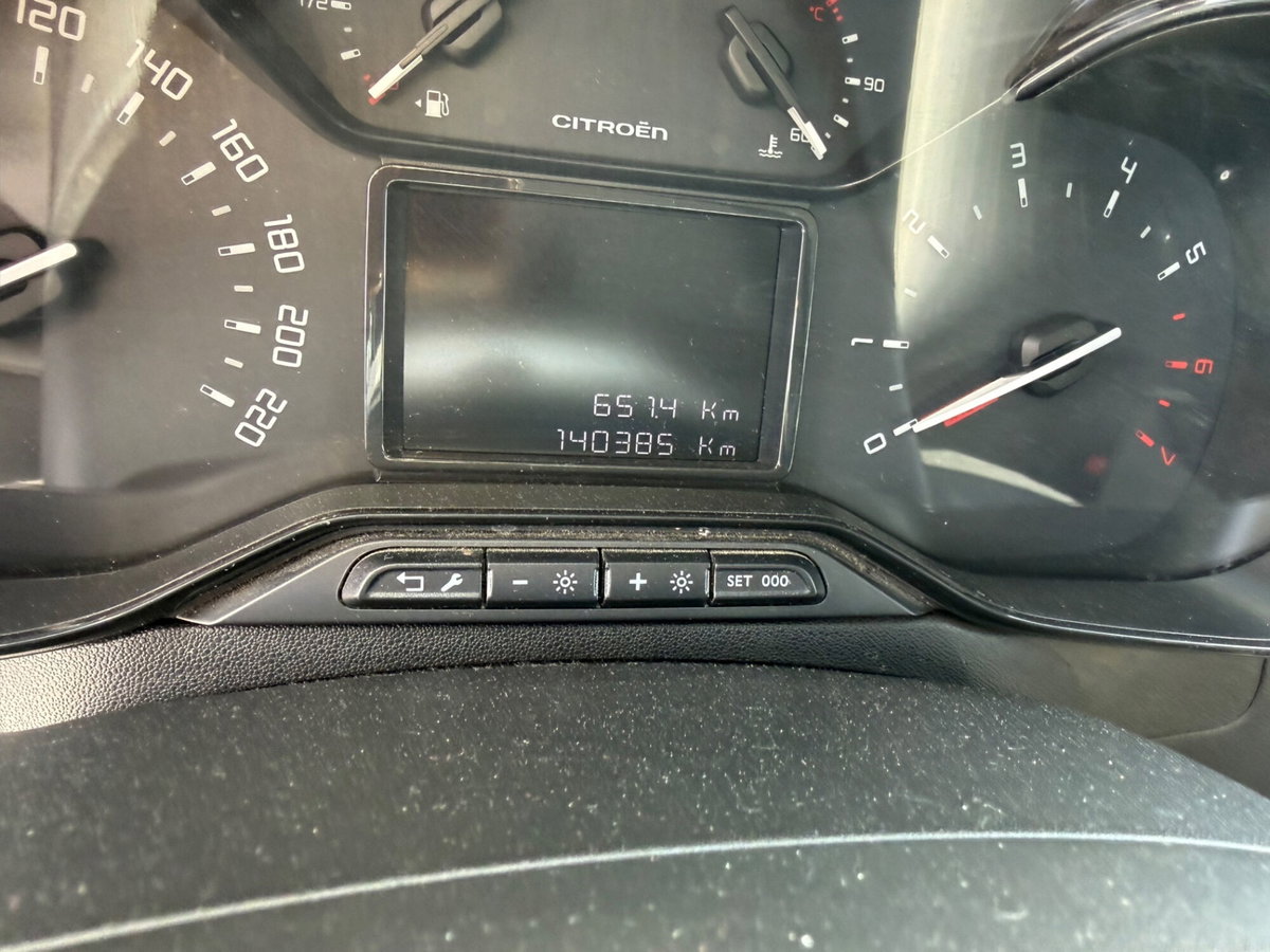 Citroen C3 BlueHDi 75 S&S Shine (6)