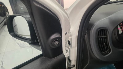 Fiat Panda 1.0 firefly hybrid Pop s&s 70cv (19)