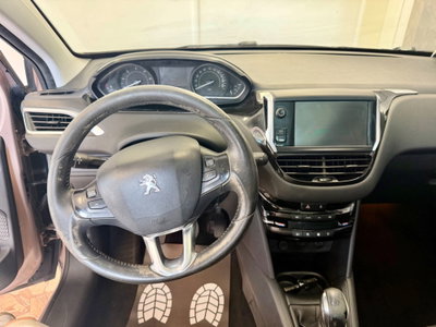 Peugeot 208 HDi 68 CV 5 porte Allure (13)
