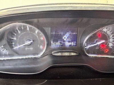Peugeot 208 HDi 68 CV 5 porte Allure (14)