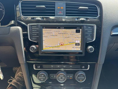 Volkswagen Golf 1.6 TDI 110 CV DSG 5p. Executive BlueMotion Technology (14)