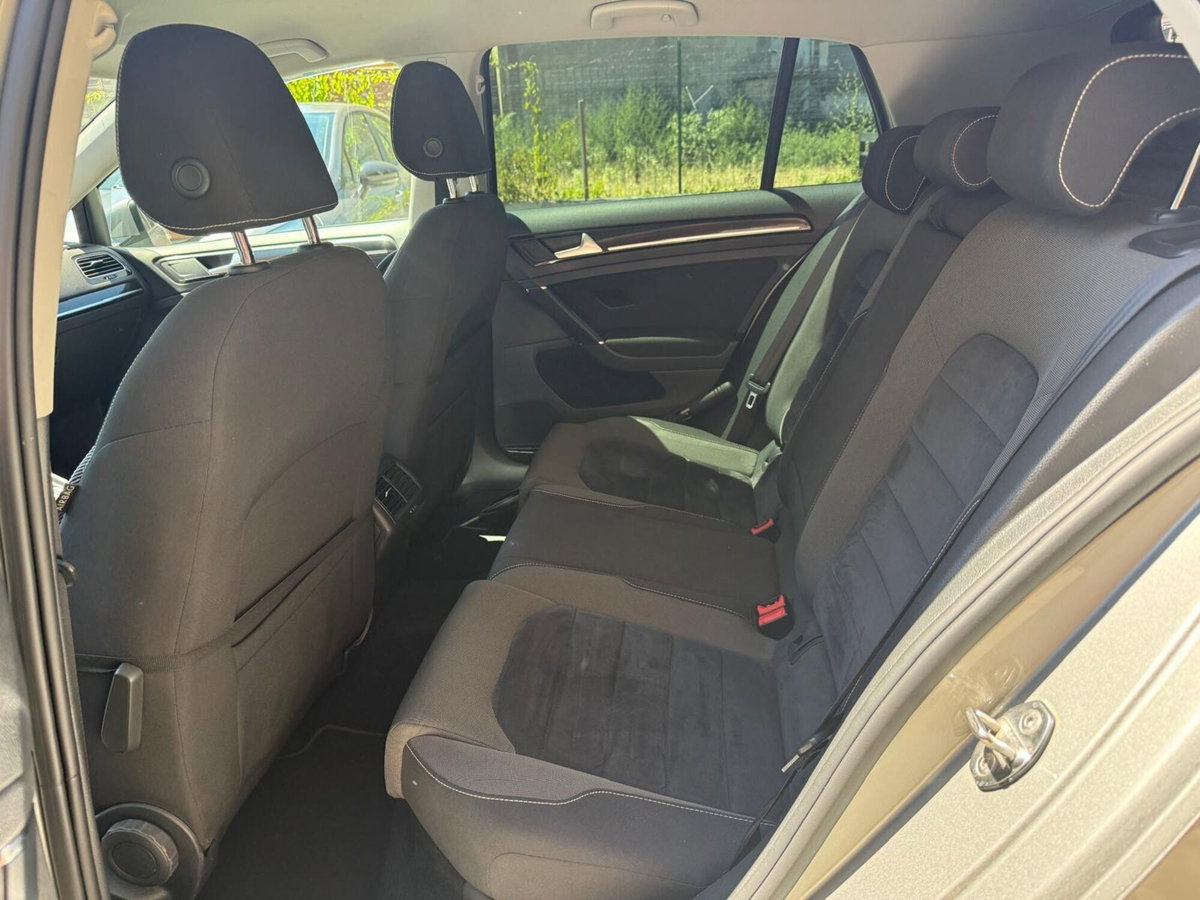 Volkswagen Golf 1.6 TDI 110 CV DSG 5p. Executive BlueMotion Technology (20)