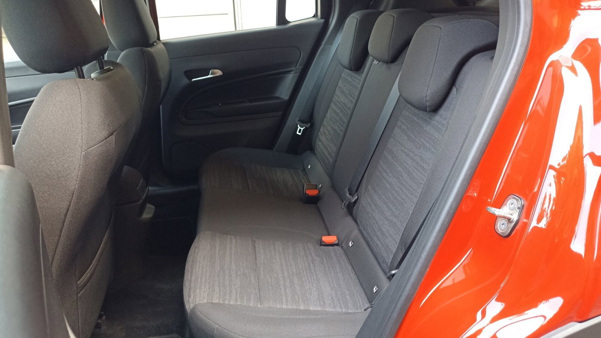 Jeep Avenger 1.2 turbo Longitude fwd 100cv (13)