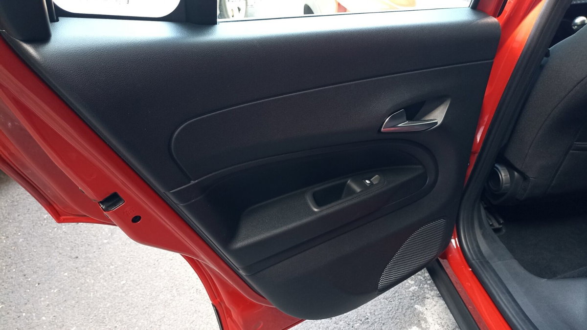 Jeep Avenger 1.2 turbo Longitude fwd 100cv (14)