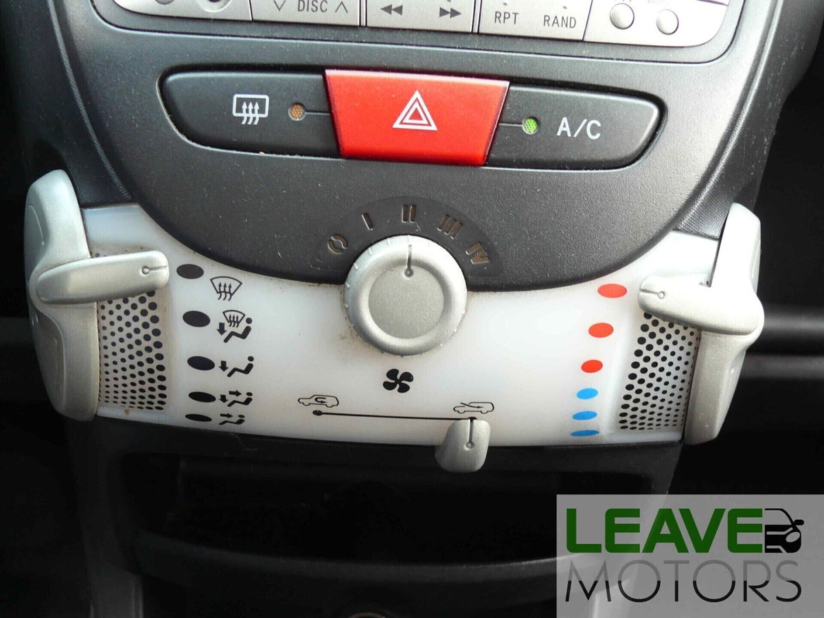Citroen C1 1.0 3 porte Vanity Fair 10 (12)