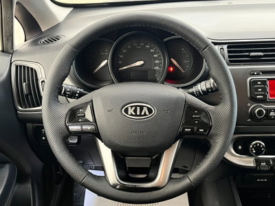 Kia Rio 1.4 CRDi WGT 5p. EX (12)
