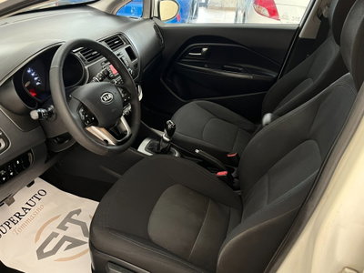 Kia Rio 1.4 CRDi WGT 5p. EX (7)