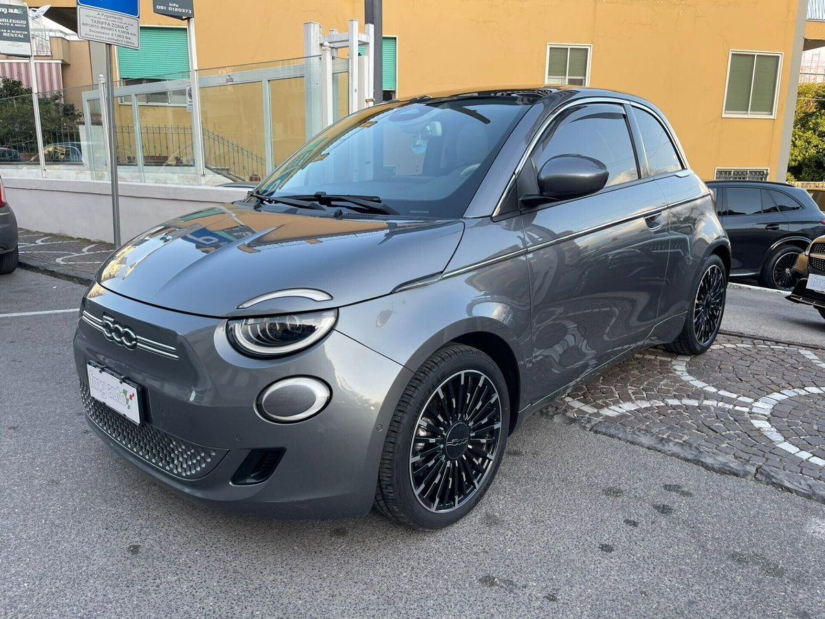 Fiat 500 Cabrio 42 kWh La Prima