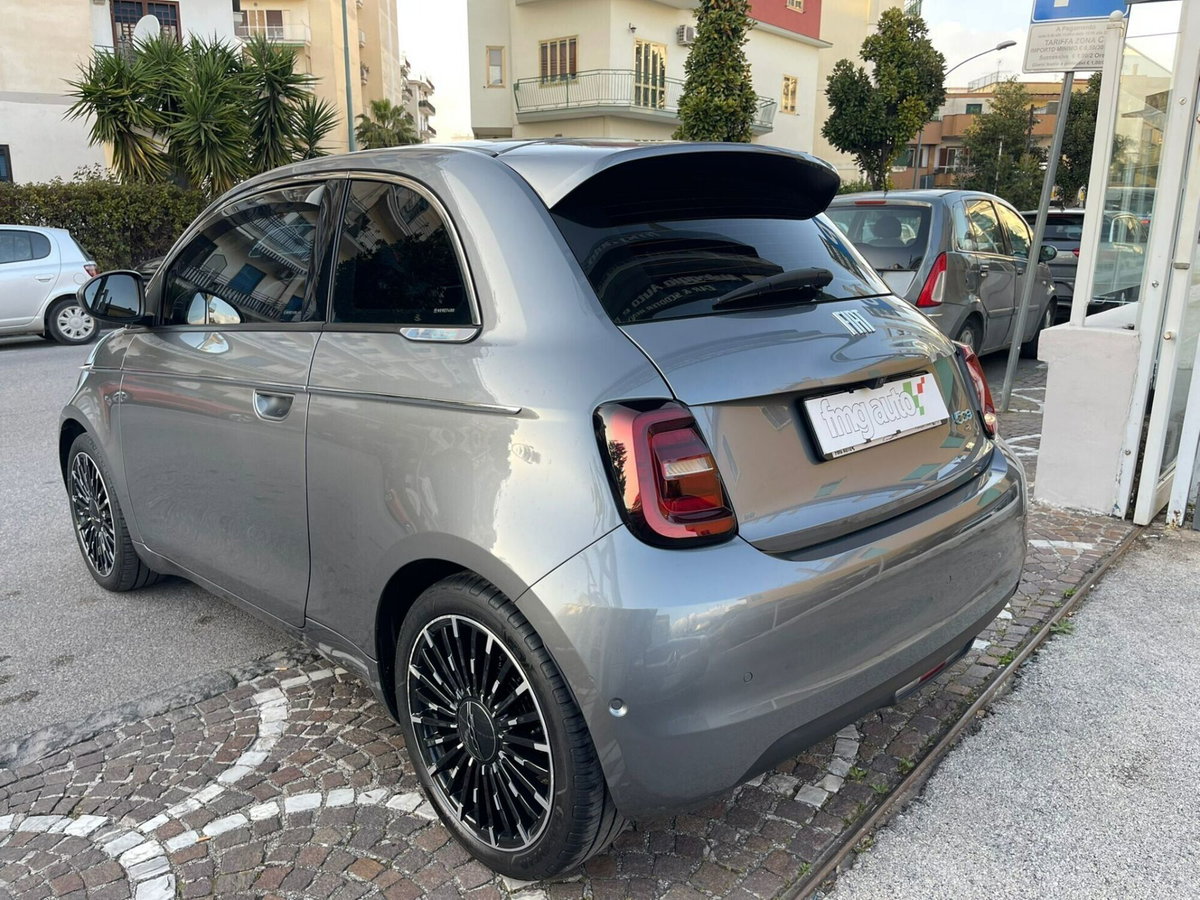 Fiat 500 Cabrio 42 kWh La Prima (2)