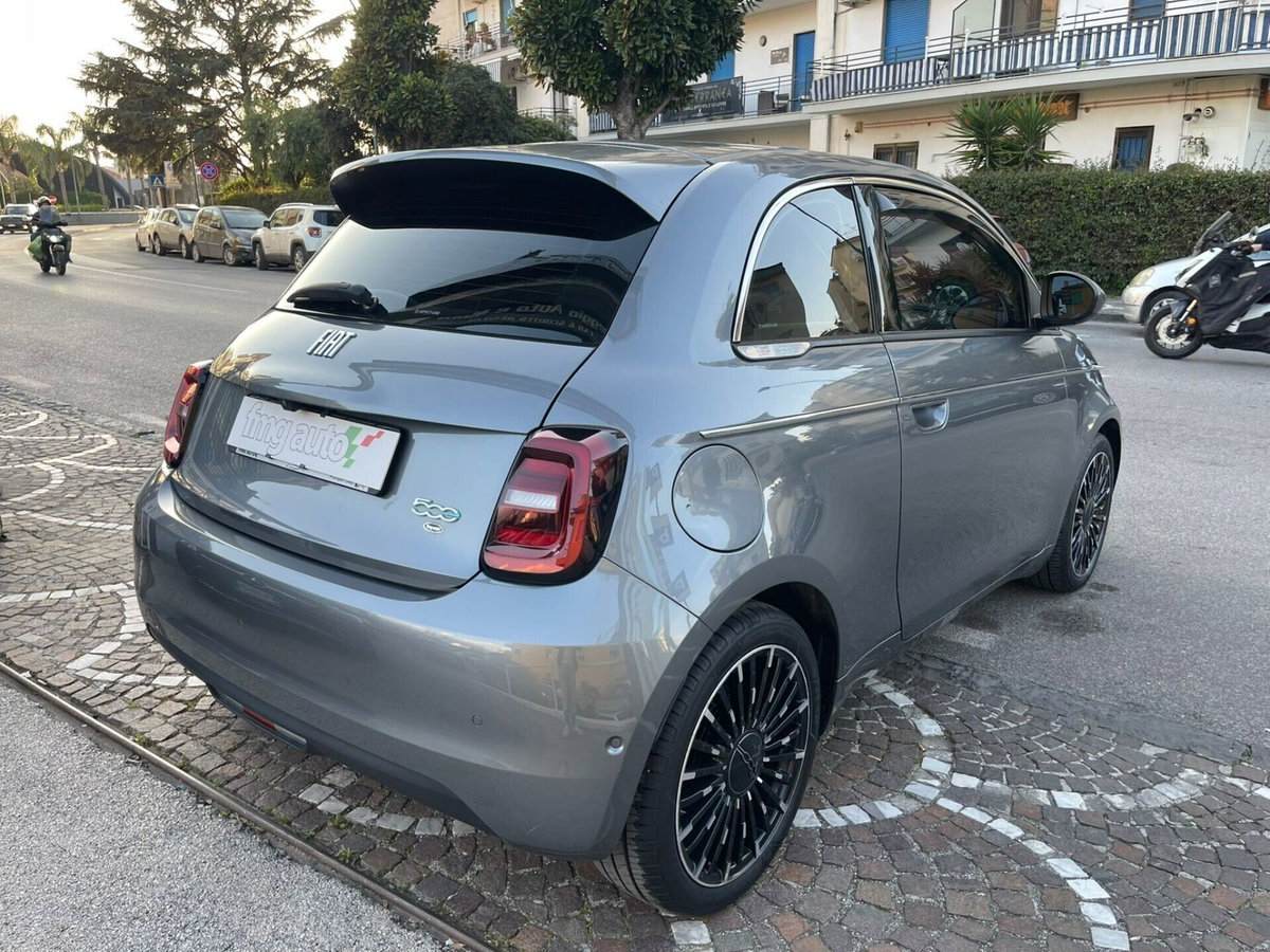 Fiat 500 Cabrio 42 kWh La Prima (4)