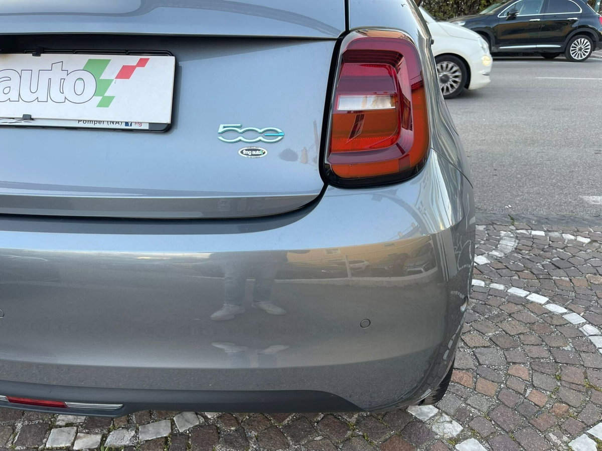 Fiat 500 Cabrio 42 kWh La Prima (6)