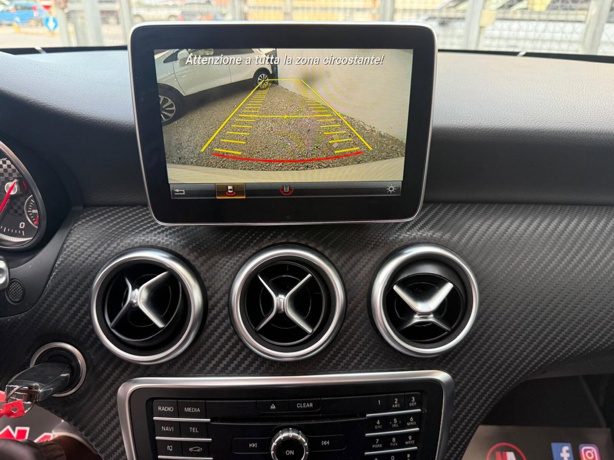 Mercedes-Benz Classe A 200 d Premium (19)