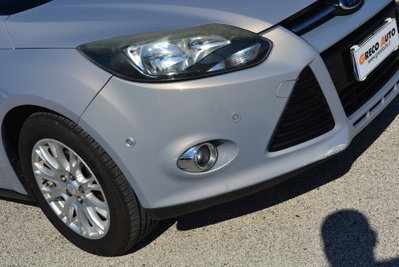 Ford Focus Station Wagon 1.6 TDCi 115 CV SW Titanium (14)